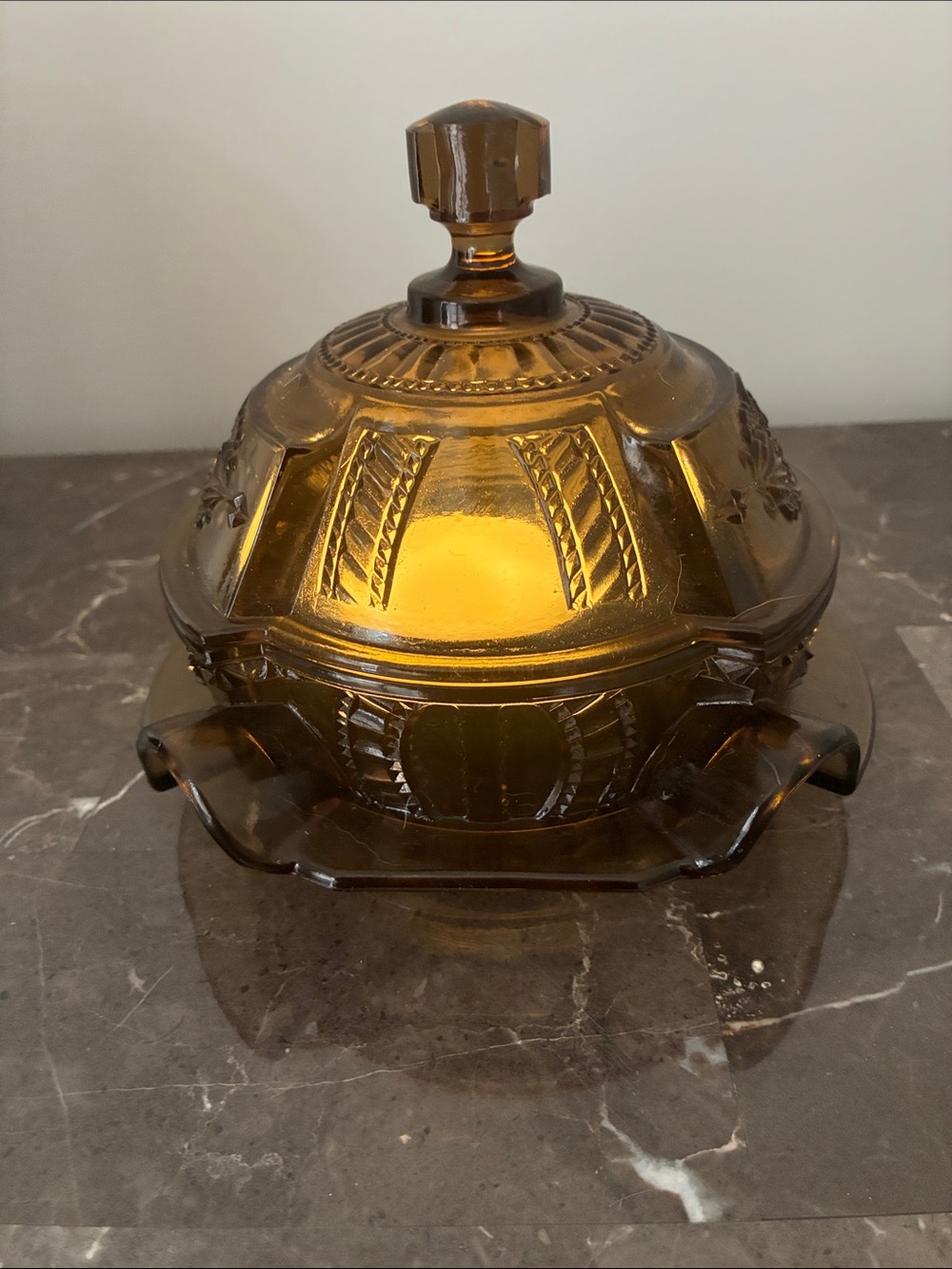 Vtg MCM Imperial Glass Amber Covered Dish | Fairy Lamp Style Glow